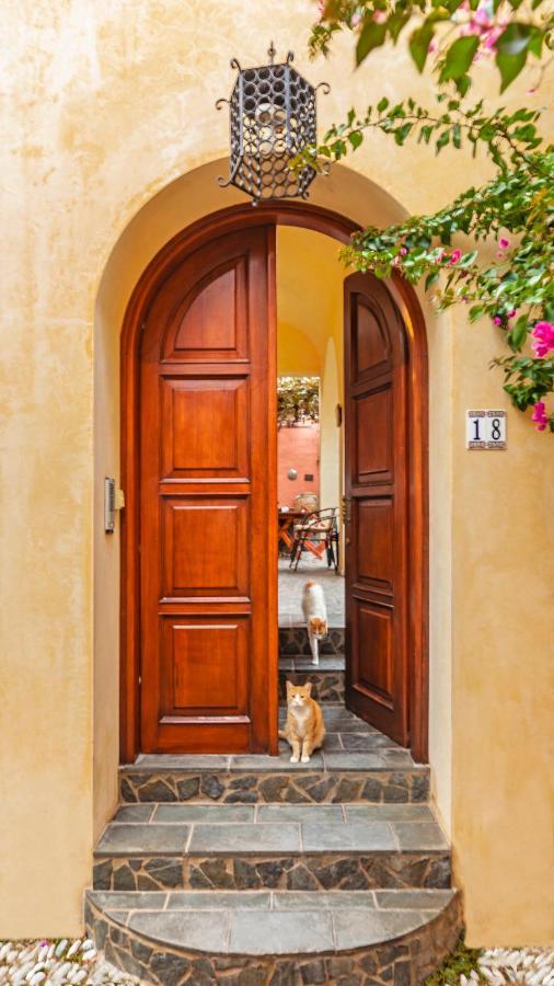 Villaer Victoria Old Town Rhodes City
